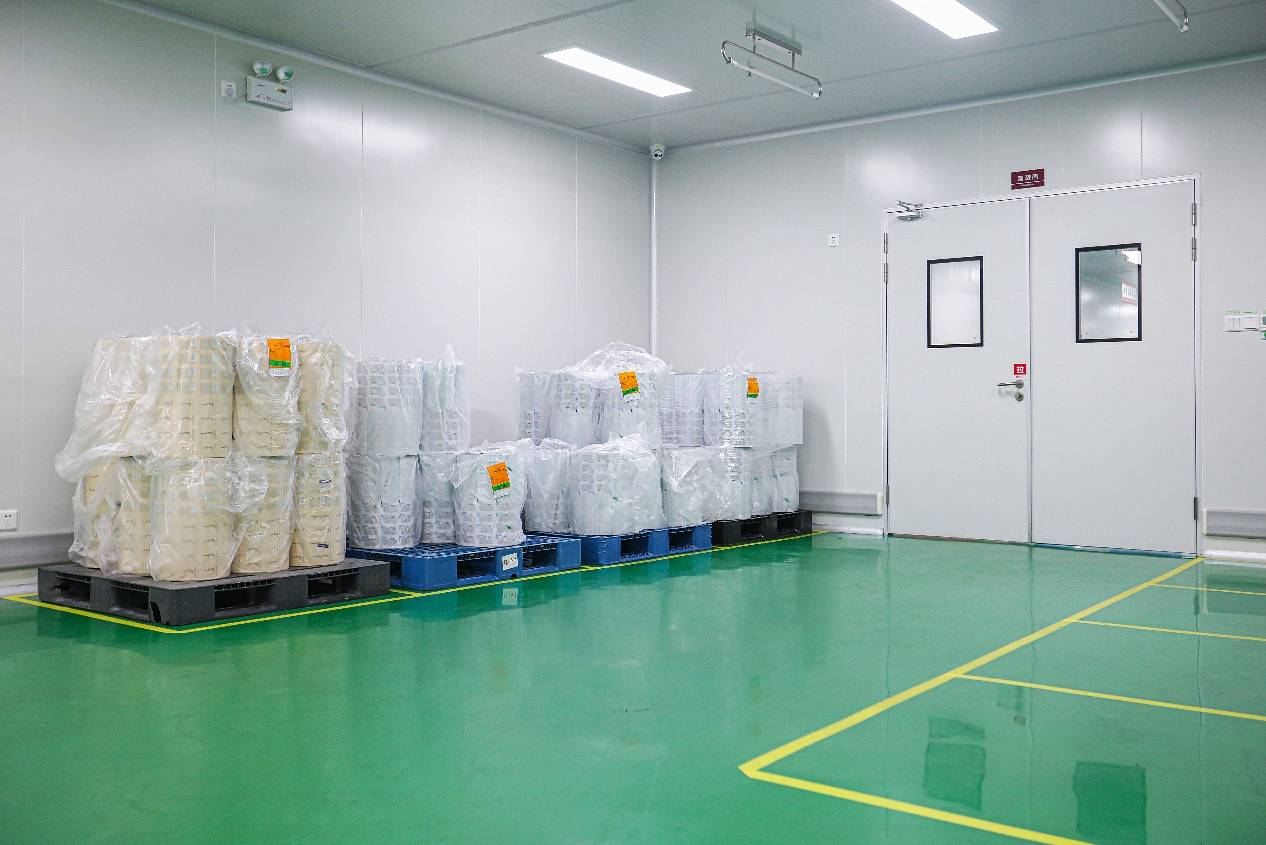 次拋與常規化妝品有何不同？探秘韻斐詩工廠，揭秘嬰兒用品的獨特之處